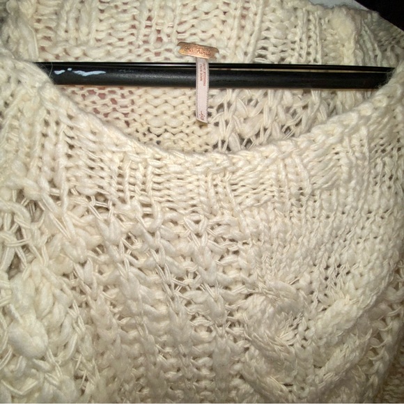 Free People Wool and Mohair blend Cable knit Sweater - Picture 3 of 4